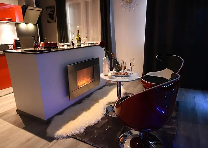 Glamappartspa Véritable étoilée&park Appartamento *